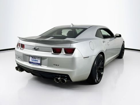 Used 2010 Chevrolet Camaro SS w/ RS Package RWD image 5