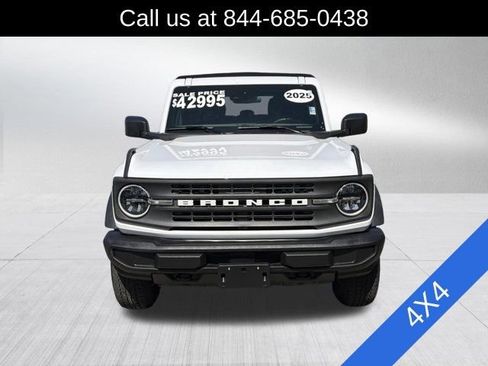Used 2025 Ford Bronco Big Bend AWD/4WD image 2