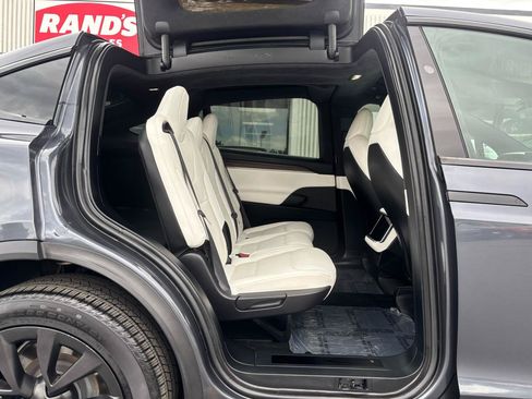 Used 2022 Tesla Model X AWD/4WD image 17