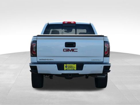 Used 2018 GMC Sierra 1500 Denali w/ Denali Ultimate Package AWD/4WD image 8