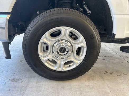 Used 2026 Ford F250 XLT AWD/4WD image 13