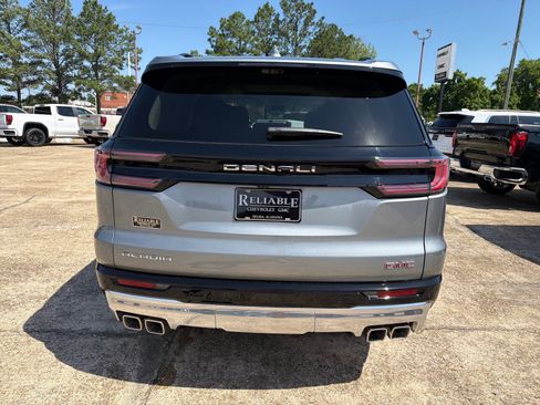 New 2026 GMC Acadia Denali w/ Super Cruise Package FWD image 5