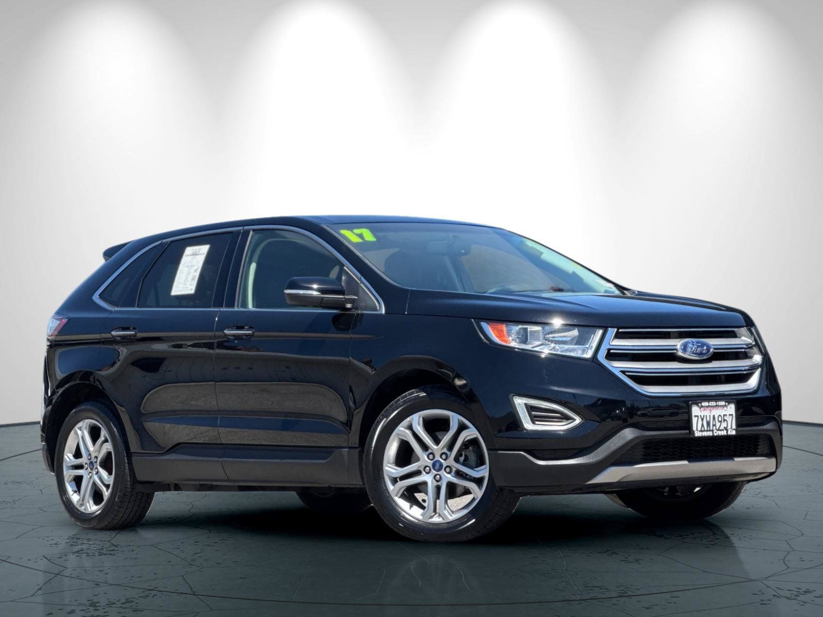 Used 2017 Ford Edge Titanium FWD image 2