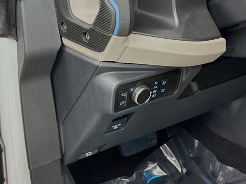 Used 2023 Ford Bronco Wildtrak AWD/4WD image 10