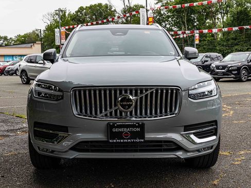 Used 2024 Volvo XC90 B6 Plus image 2