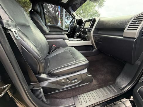 Used 2016 Ford F150 Lariat w/ Equipment Group 502A Luxury AWD/4WD image 12