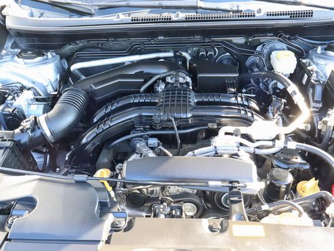 Used 2024 Subaru Crosstrek 2.0i Premium image 17