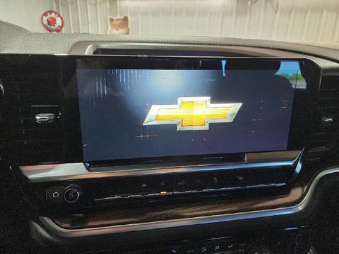 Used 2023 Chevrolet Silverado 1500 LT w/ Protection Package AWD/4WD image 17