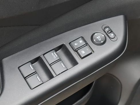 Used 2016 Honda CR-V LX image 20