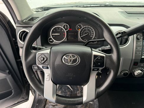 Used 2016 Toyota Tundra SR5 image 13