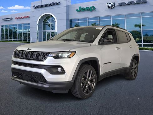 New 2026 Jeep Compass Latitude image 4