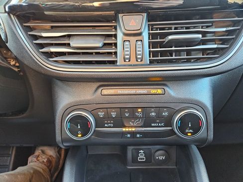 Used 2025 Ford Escape Active image 16