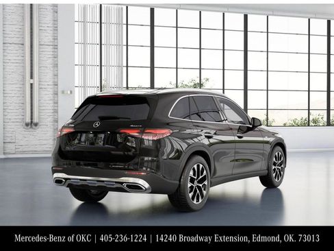 Used 2026 Mercedes-Benz GLC 350e 4MATIC image 22