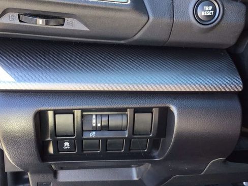 Used 2020 Subaru Impreza 2.0i Sport image 17