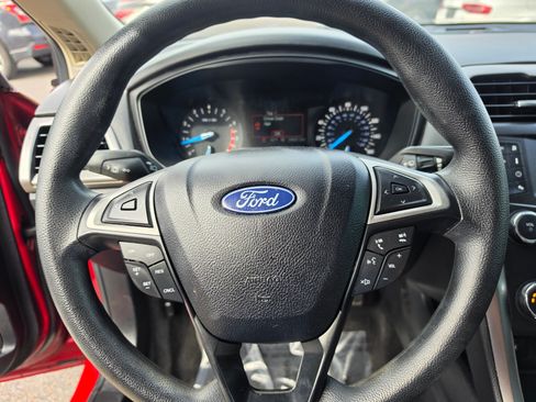 Used 2020 Ford Fusion S FWD image 14