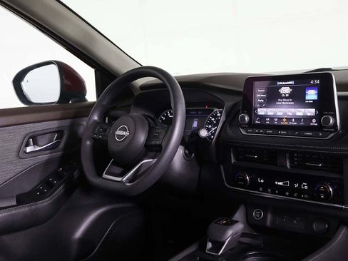 Used 2023 Nissan Rogue SV AWD/4WD image 23