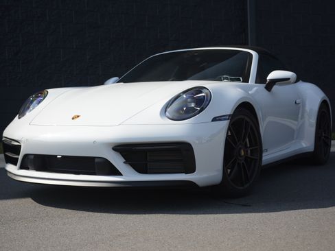 Certified 2023 Porsche 911 Targa 4 GTS AWD/4WD image 1