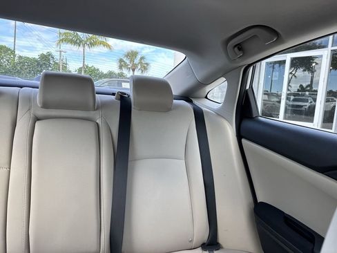 Used 2017 Honda Civic EX image 20