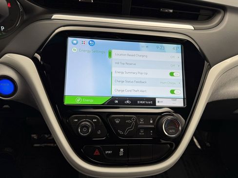 Used 2018 Chevrolet Bolt LT image 33