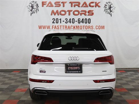Used 2024 Audi Q5 2.0T Premium Plus image 5