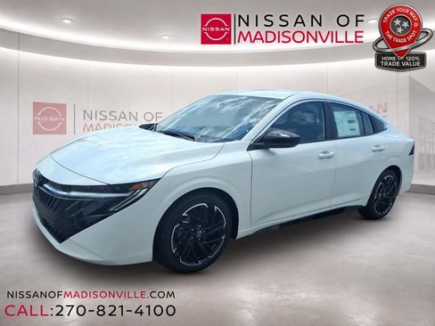 New 2026 Nissan Sentra SR w/ Floor Mat Package FWD image 4