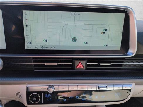 Used 2023 Hyundai Ioniq 6 SEL image 15