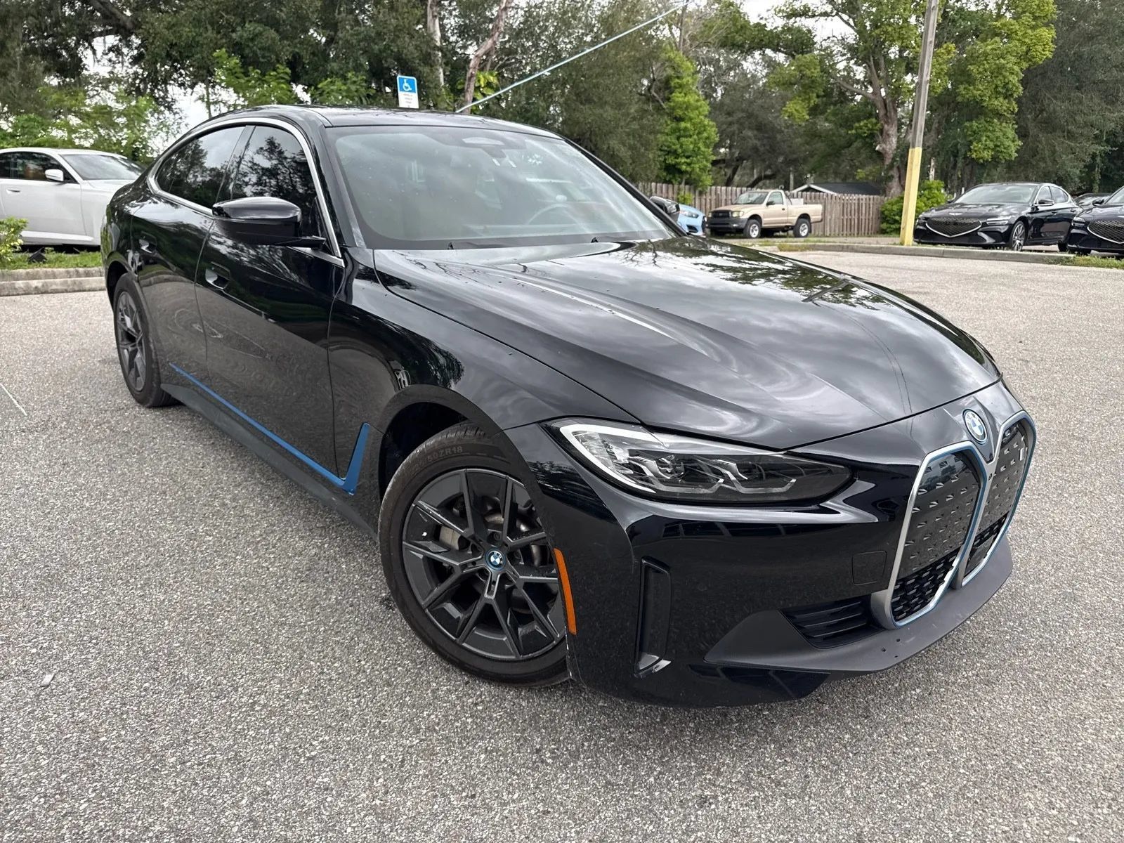 Used 2023 BMW i4 eDrive35 RWD image 5
