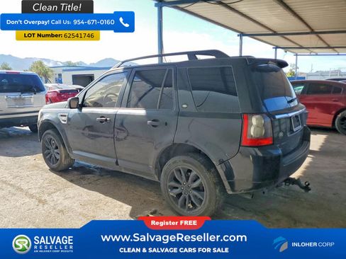 Used 2011 Land Rover LR2 HSE AWD/4WD image 3
