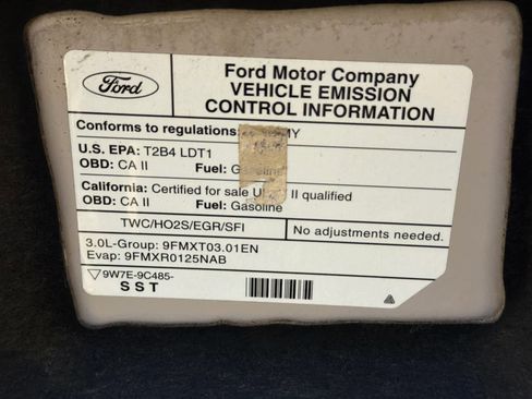 Used 2009 Ford Escape XLT image 23