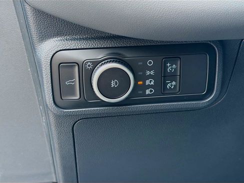 New 2026 Ford Explorer Active w/ Active Comfort Package AWD/4WD image 17