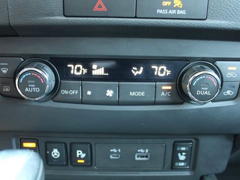 Used 2023 Nissan Frontier SV w/ SV Convenience Package AWD/4WD image 19