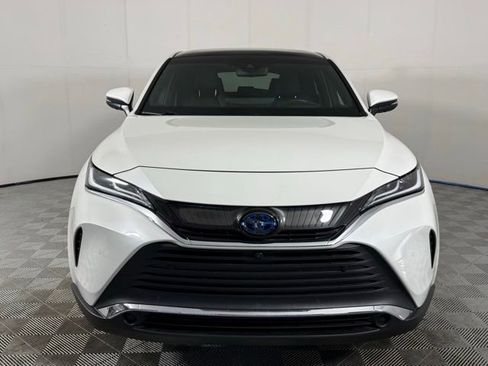 Used 2021 Toyota Venza Limited w/ Advanced Technology Package image 10