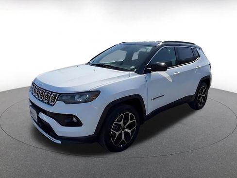 Used 2025 Jeep Compass Limited AWD/4WD image 8