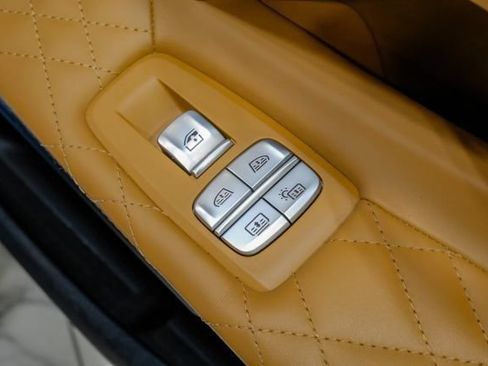 Used 2022 BMW 750i xDrive w/ Luxury Rear Seating Package AWD/4WD image 64