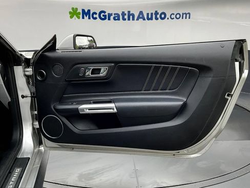 Used 2017 Ford Mustang Premium RWD image 28