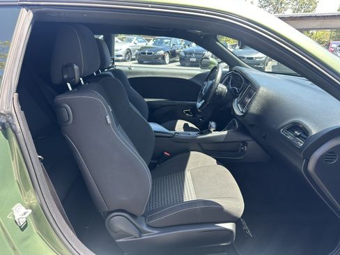 Used 2021 Dodge Challenger SRT Hellcat Redeye RWD image 17