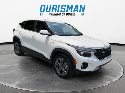 Used 2026 Kia Seltos LX FWD image 1