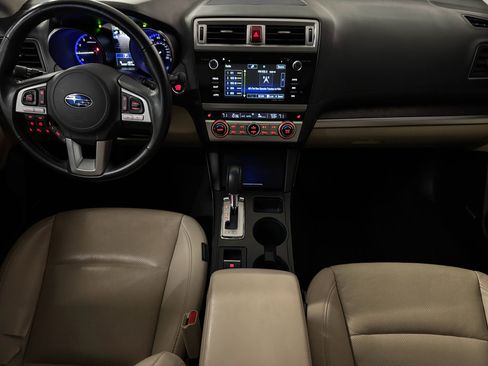 Used 2016 Subaru Outback 3.6R Limited image 22