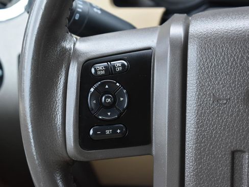 Used 2015 Ford F250 Lariat w/ Chrome Package AWD/4WD image 17