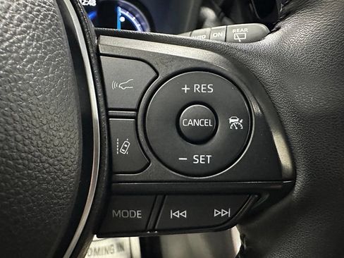 Used 2025 Toyota RAV4 XSE w/ Weather Package AWD/4WD image 20