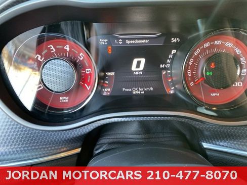 Used 2015 Dodge Challenger SRT Hellcat image 16