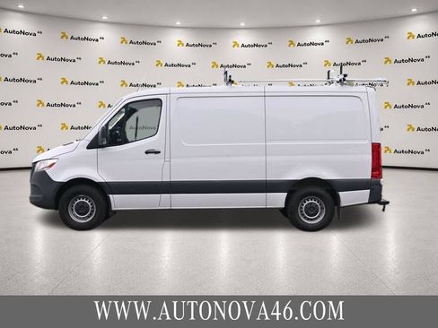 Used 2023 Mercedes-Benz Sprinter 2500 image 3