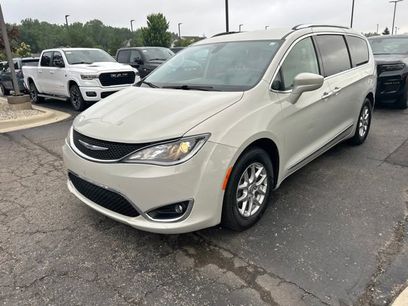 Used 2020 Chrysler Pacifica Touring-L