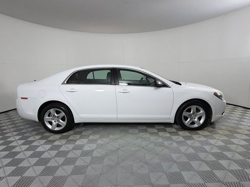 Used 2012 Chevrolet Malibu LS FWD image 4