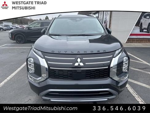 New 2026 Mitsubishi Outlander SEL AWD/4WD image 2
