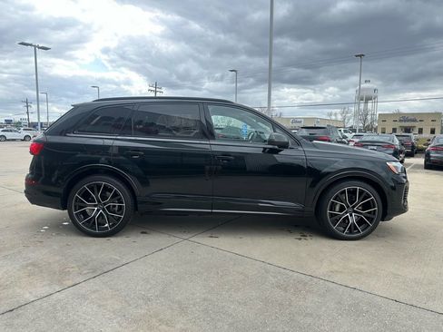 Certified 2025 Audi Q7 3.0T Prestige w/ Prestige Package image 2