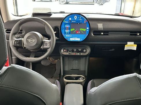 Certified 2025 MINI Cooper 2-Door Hardtop image 11