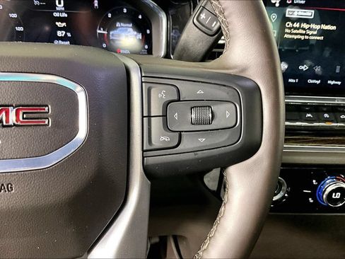 Used 2024 GMC Sierra 1500 SLE AWD/4WD image 12