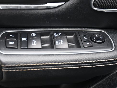 Used 2020 RAM 1500 Laramie image 13