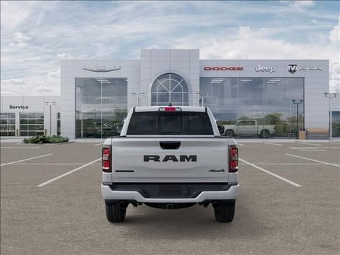 New 2026 RAM 1500 4x4 Crew Cab image 7